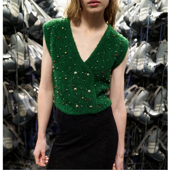 Zara Jackets & Blazers - ZARA PEARL TRIM KNIT VEST 9598/374 294/020